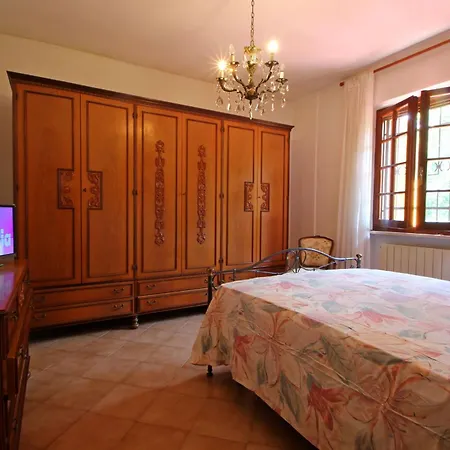 Casa Gianluca Tatil Evi Massa (Tuscany)